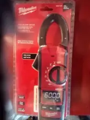 Milwaukee 600 Amp AC/DC Digital Clamp Meter - 2237-20
