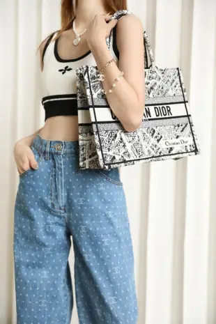 Dior tote 黑白巴黎地圖36