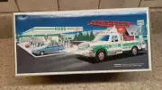 1994 Hess Rescue Truck In Original Box