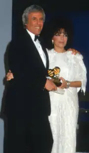 Married couple composer Burt Bacharach & Carole Bayer Sager 1987 OLD PHOTO 8