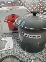 Le Creuset Enameled Steel 8 Quart Stock Pot, Flint Oyster Grey * NEW *