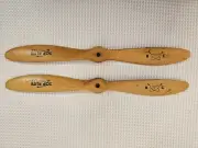 NEW (Old Stock) Top Flite 60 12/4 Propellers RC Model Airplanes - Set of 2