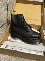 Size UK 7 - DR MARTENS SINCLAIR QUAD BOOTS, Black Milled Nappa Leather, BARGAIN!