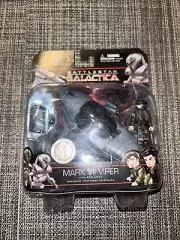 Battlestar Galactica Mark VII Viper w/ Brendan Costanza (Damaged Packaging)