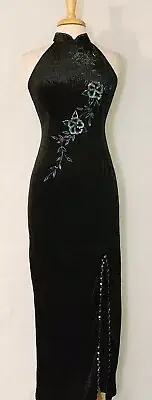 Velvet Long Sleeveless Chinese Cheongsam Qipao Dress with beaded Flower