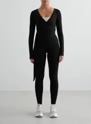 [AIM'N AU] Black Shape Seamless Tights & Wrap Longsleeve Set