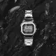 【CASIO 卡西歐】G-SHOCK 經典系列 全金屬 太陽能智慧 方形電子錶 銀(GMW-B5000D-1)