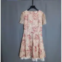 在飛比找蝦皮購物優惠-韓國Refill浪漫玫瑰花園粉色蕾絲連身洋裝 B0114【點