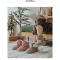 在飛比找ETMall東森購物網優惠-毛絨棉拖鞋女室內家居冬季保暖情侶厚底木地板家用靴子防滑月子鞋