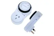 2PCE Timer 24Hour Switching Period 15min Intervals White 120mm x 70mm 240V 10A