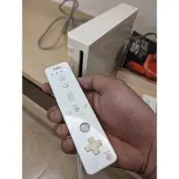 在飛比找蝦皮購物優惠-Wii 主機含遊戲片及所有配件