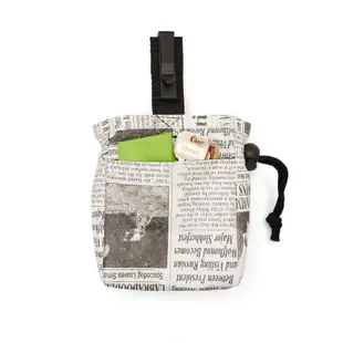 美國 KIKKERLAND 攜帶式寵物訓練袋/ 報紙造型
