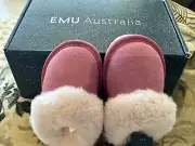 Emu Australia Girls Ugg Boots Slippers Child 9 Sheepskin Jolie Pink NEW Box