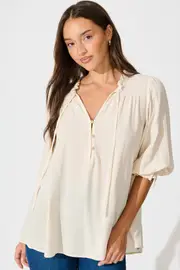 Bonnie Top 3/4 Sleeve in Beige Ivory Linen Blend 8