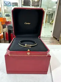 在飛比找Yahoo!奇摩拍賣優惠-【喬瑟夫二手名店】全新真品 Cartier 細版釘子黃K鑽石