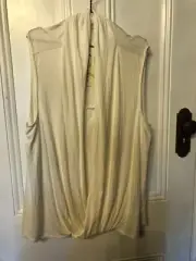 Autograph drape front top ivory size 26 new rrp $49