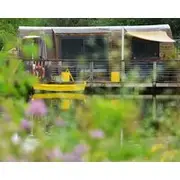 Floating Shack With Private Spa Les Preuses