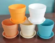 5pcs Colorful Mini resin Plastic Plant Pots with saucers, Home Garden Flower Pot, top diameter 9.5cm, Height 9cm, bottom diameter 6.5cm