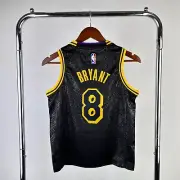 BLACK KOBE BRYANT #8 YOUTH M LA LAKERS BLACK JERSEY BASKETBALL NEW WITH TAGS
