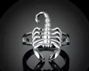 Size 7 SCORPION PINCHERS Figural 925 Silver Filled Ring