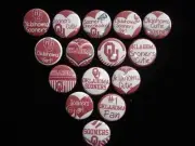 Oklahoma Sooners flat back button or pin badge cabochons embellishments magnets