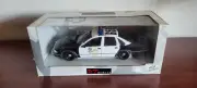 Diecast 1/18 UT Models Chevrolet Caprice LAPD Los Angeles Police Chevy Car Model