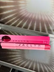 Jaclyn Cosmetics ~ Full Size Poutspoken Lip Liner ~ Shade Juicy ~ BNIB