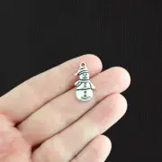 BULK 40 Snowman Charms Antique Silver Tone So Adorable - XC034
