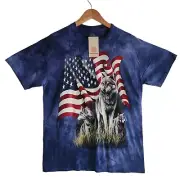 The Mountain American Flag Wolf Pack USA Proud Wolves Blue T-Shirt Size Med