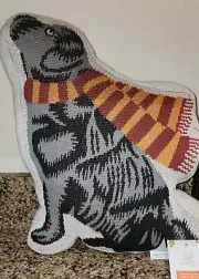 Harry Potter - Sirius Black Inspired Pillow - Gryffindor - Gryffindor Scarf