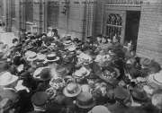 Berlin Germany Bank Run after war is declared 1914 - 8x10 World War I Photo WWI