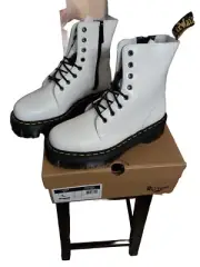 Dr. Martens Jadon White Smooth Unisex Boots. Size L9/M8