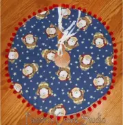 MERRY CHRISTMAS SANTA Handmade Christmas Mini Tree Skirt, 19" dia, Santa Claus
