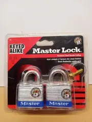 Master lock 2 Pack Hardened Steel Padlocks Keyed Alike 3T