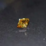 天然濃彩橘黃鑽石(COLORED DIAMOND)0.58CT [基隆克拉多色石]