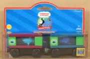 LC/Learning Curve 99160 Thomas & Friends Wooden Railway "Aquarium Cars" READ
