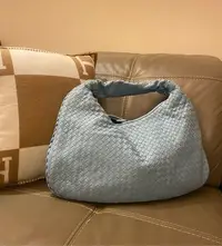 在飛比找Yahoo!奇摩拍賣優惠-Bottega Veneta BV  超美 Baby blu