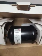 Service First OEM Filter Drier HFC/HCFC Biflow DCB 163S 16 Cu. In. DHY01452 New