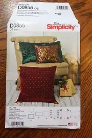 Simplicity D0855 Sewing Pattern Decorative Sofa Bed Pillows Velvet Uncut