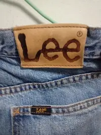 在飛比找Yahoo!奇摩拍賣優惠-Lee 牛仔褲
