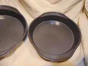 TWO Wilton Nonstick Round Cake/pie Pan, 9 by 1.5-Inch Silver, 2 cake / pie pans