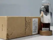 VT25-10 RCA NOS NIB Radiotron Leaf getter made in U.S.A Amplitrex tested