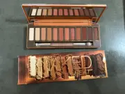 Urban Decay Naked Heat Eyeshadow Palette