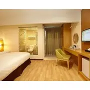 Hotel Six Seasons @ Mid Valley