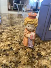 Avon Heavenly Blessings Christmas Nativity Figurine 1986 Balthasar King Standing