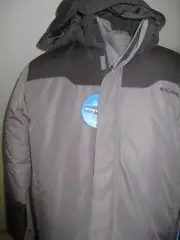 Columbia Men's Path To Anywhere Jacket Item #WM5451 Gray/Black Large