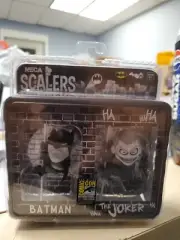 NECA San Diego Comic Con Batman and The Joker Scaler Set NEW SDCC