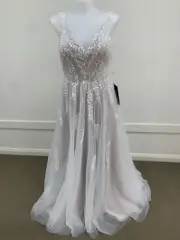 Madi Lane Blaise Ivory Latte Size 20