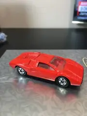 Tomica F50 Tomy Lamborghini Countach LP400 - RED pocket cars