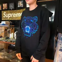 在飛比找蝦皮購物優惠-KENZO PARIS 聖誕節款 Sweatshirt 大學